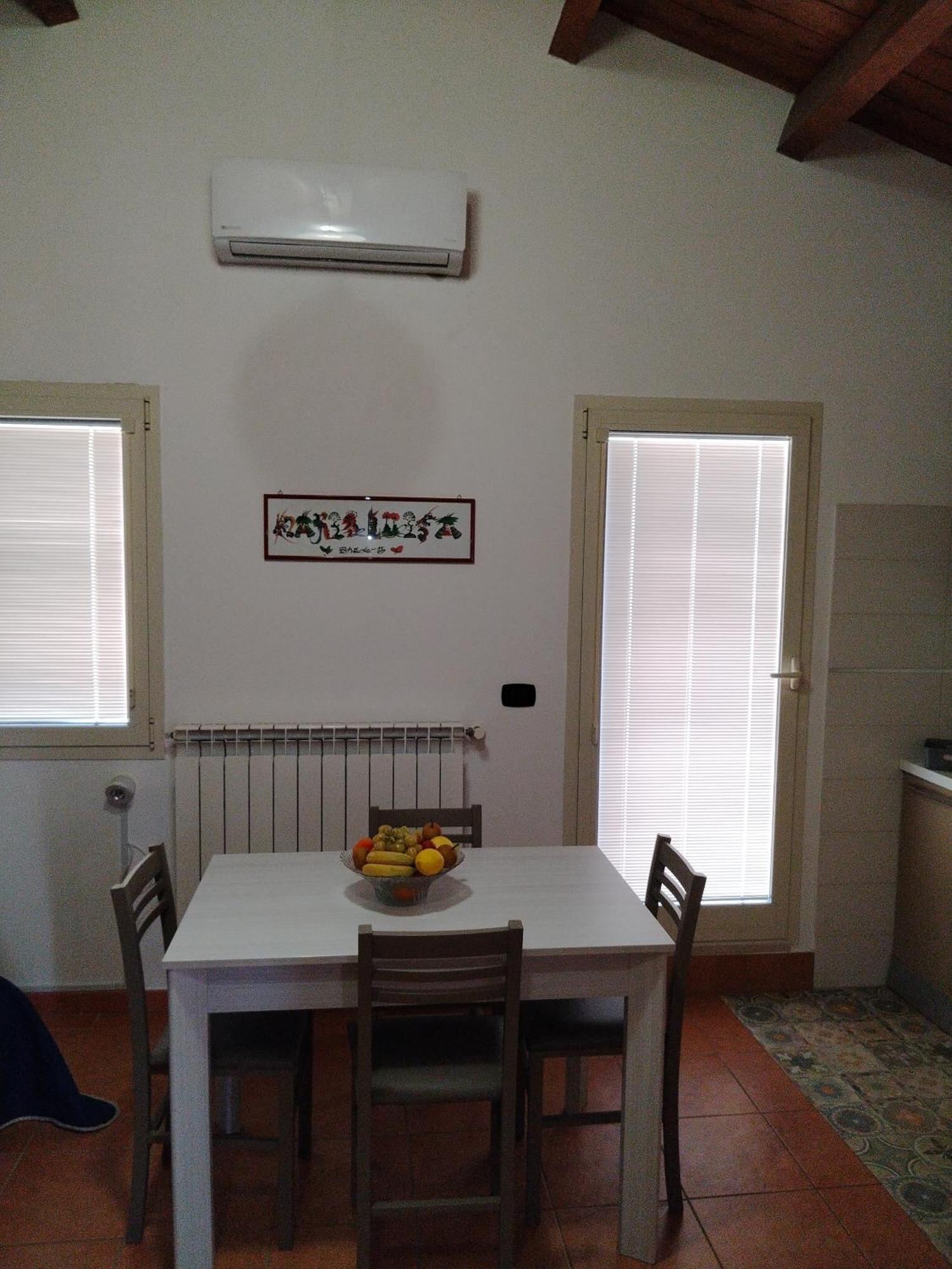 Mansarda Con Terrazzo Privato Apartamento Barletta Exterior foto